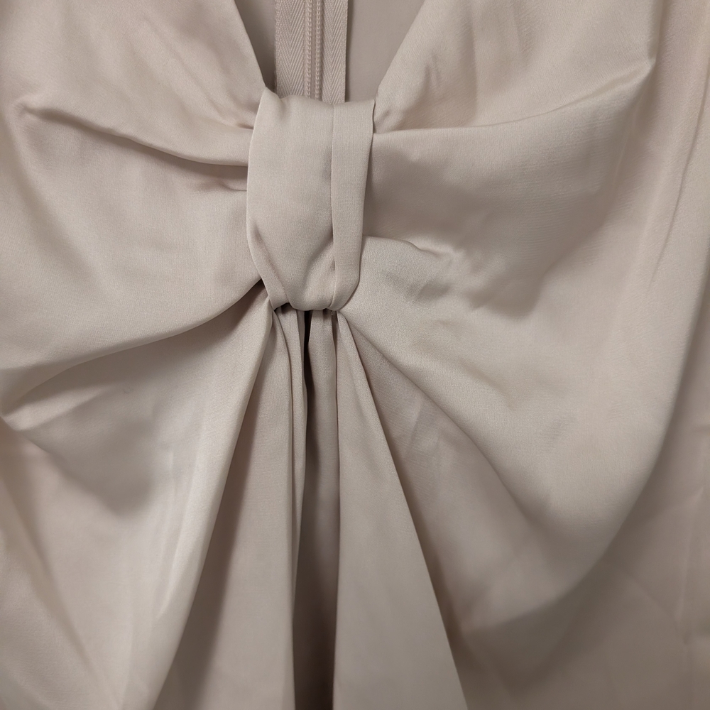 Express Cream Blouse Elegant and Versatile - Picture 7 of 11